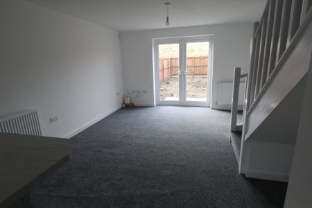 To Let: Jade Close, Hartlepool, TS24 0AR - Photo 2