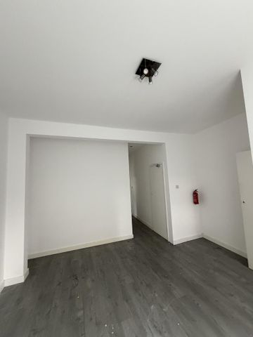 5 bedroom terraced house to rent - Photo 2