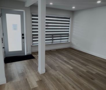 For Lease - 31A (Main Floor) Laurel Avenue, Toronto, Ontario - Photo 5