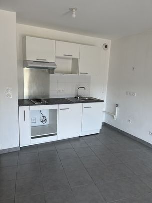 Location Appartement 3 pièces 60m² MARSEILLE 13ème - Photo 1