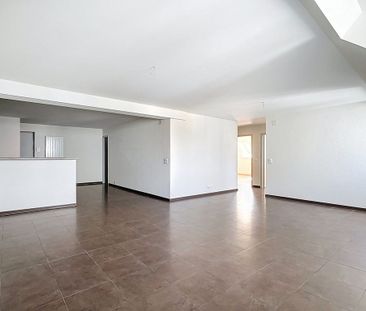 4.5 Zimmer, 124 m², 5. Stock - Photo 1