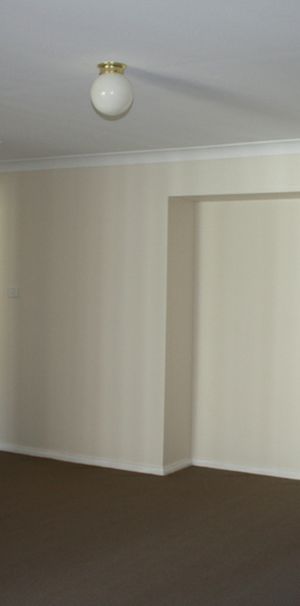 SPACIOUS FAMILY HOME - Photo 1