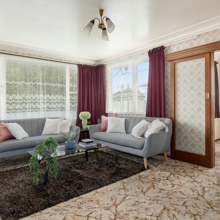 Family Home! - Photo 5