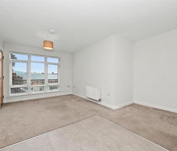 Apt 12, 39A Dundela Crescent, Belfast, BT4 3BN - Photo 2