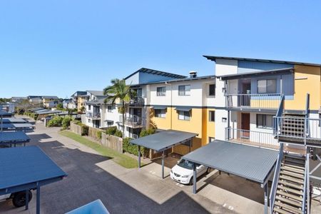 Private Room with Ensuite in Fully Furnished Share Apartment - Photo 3