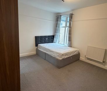 Room in a Shared Flat, Gracefield Gardens, SW16 - Photo 1
