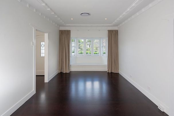 Beautifully Renovated Family Home in the Heart of Clayfield - Photo 1