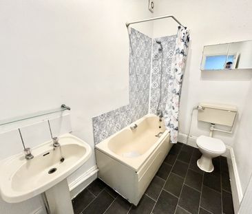 Salisbury Road, Southsea - Photo 5