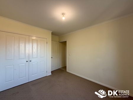 Modern Spacious Unit - Photo 2