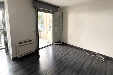 CANNES PRADO F1 DE 34 m² +TERRASSE - Photo 5
