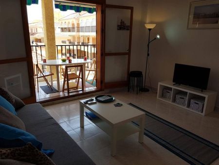 1 bedroom luxury Flat for rent in Torrevieja, Valencia - Photo 2