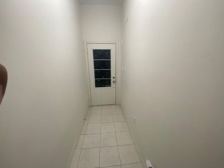 For Lease - 2390 Chevron Prince Path, Oshawa, Ontario - Photo 3