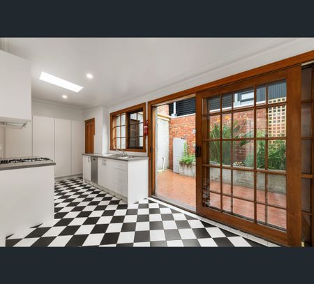 16 Raphael Street, Abbotsford, Vic 3067 - Photo 5