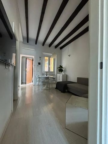 Via Padova, Milan, Lombardy 20127 - Photo 3