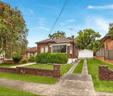 Newly Renovated Family Home in Popular School Catchment - Photo 6