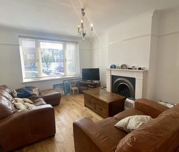 3 Bedroom House To Let - Photo 5