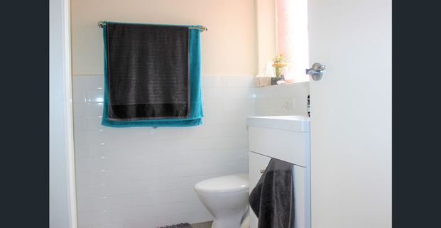 SECLUDED APARTMENT WITH A VIEW - Photo 1