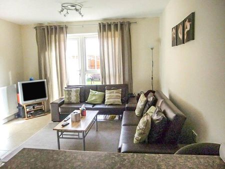 4 bedroom terraced house to rent - Photo 2