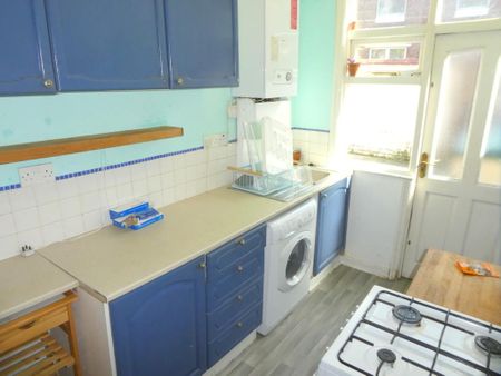 2 bedroom terraced house to rent - Photo 5