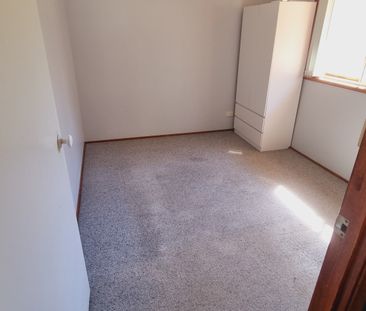 St Helens Park - Photo 3