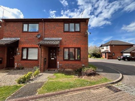 2 bedroom semi-detached house to rent - Photo 4