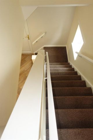 2 bedroom House To Let - Photo 5