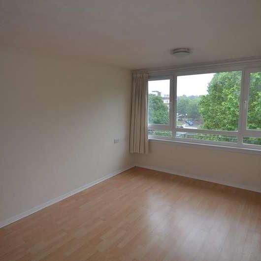 Galba Court, Brentford Dock, TW8 - Photo 1