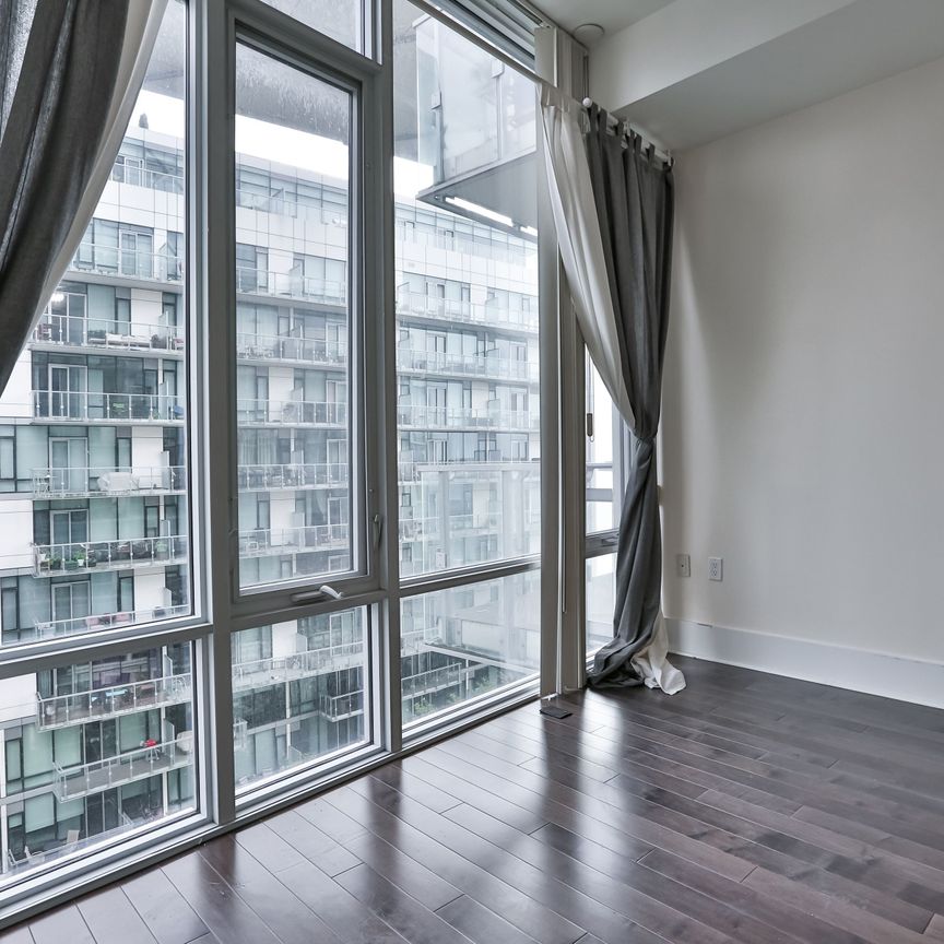 For Lease - 29 Queens Quay Unit# 819, Toronto, Ontario - Photo 1