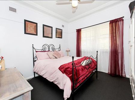 1 Hervey Street, Georges Hall NSW 2198 - House For Rent | Domain - Photo 3
