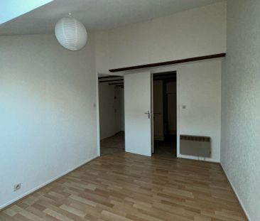 T2 de 30 m² – Place des Carmes – Limoges – Location – BEGIP - Photo 1