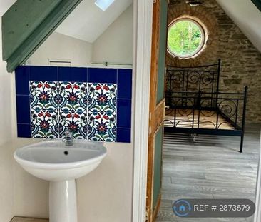 3 bedroom semi-detached house to rent - Photo 1