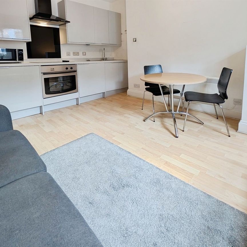 Latimer Street, SO14 - Photo 1