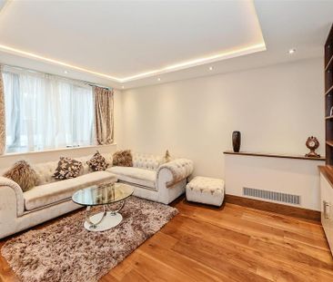 4 bedroom townhouse to rent - Photo 2