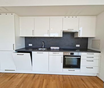 Traumhafte Dachgeschosswohnung mit großzügiger Freifläche! - Foto 4