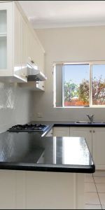 3 Bedroom Townhouse in fabulous location - Photo 3