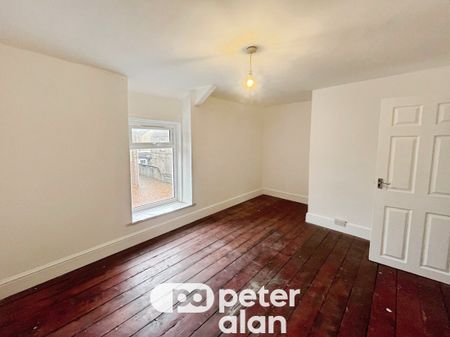 West Street, Aberkenfig, Bridgend - Photo 5