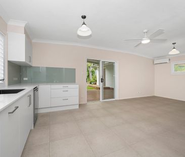 Modern Family Home with Studio - Photo 4