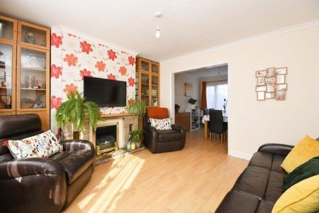 Hodgkinson Road, Kirkby in Ashfield, NG17 7DJ, Property for rent - Photo 4