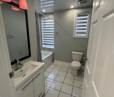 For Lease - 25 GLENELG Street, Kawartha Lakes, Ontario - Photo 2