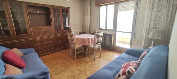 Piso de alquiler en Rúa Sáenz Díez, Centro - Photo 1