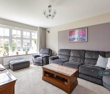 4 bedroom detached house to rent - Photo 1