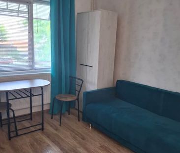 Garsonieră,etaj 1,zona Jumbo-Podu Ros-Dedeman - Photo 3