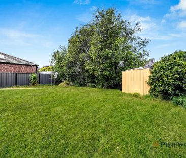 “For Lease: Spacious Family Home in Craigieburn!” - Photo 5