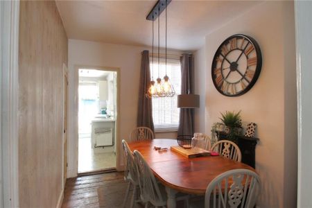 2 bedroom terraced house to rent - Photo 2