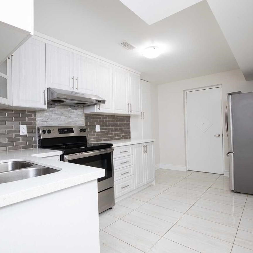 For Lease - 42 Rising HIll Ridge Unit# BASEMENT UNIT, Brampton, Ontario - Photo 1