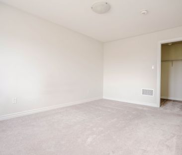 For Lease - 40 Bruton Street, Thorold, Ontario - Photo 6