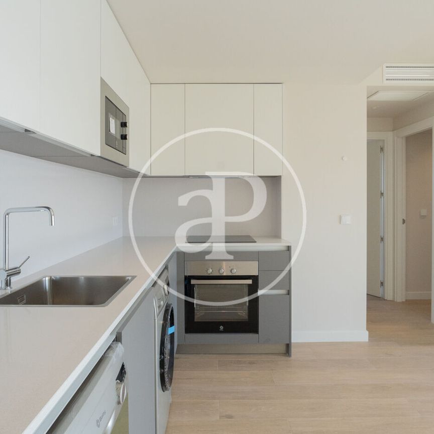 Flat for rent in Imperial (Madrid) - Photo 1