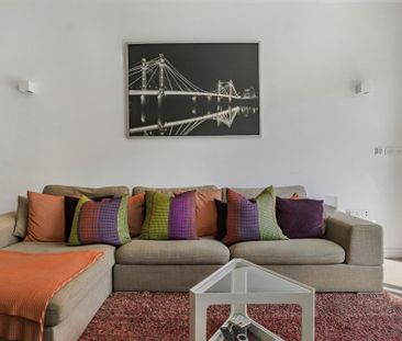 2 bedroom flat to rent - Photo 2
