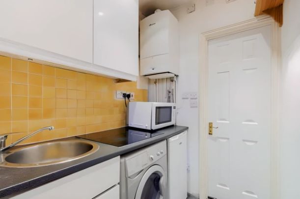 2 Bed / 1 Bath - Photo 1