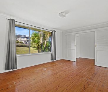 4 John Street, Forresters Beach - Photo 4